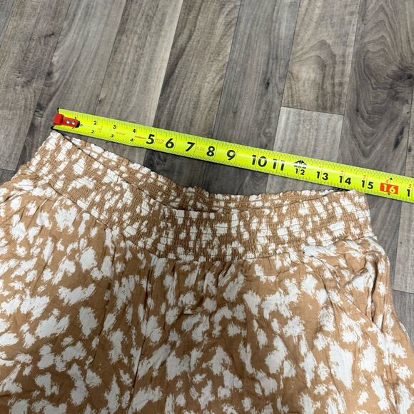 Joyspun tan flowy wide leg pants with white speckles - Picture 3 of 8